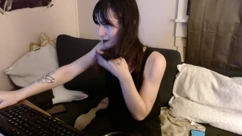 sabinewinters online show from April 2, 2026, 4:10 am