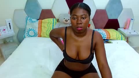 sabriana_smith1 online show from March 26, 2026, 3:34 am