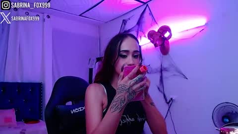 Snapshot of sabriina_fox999 chatting on December 16, 2025, 6:07 am sabrina fox online show from December 16, 2025, 6:07 am