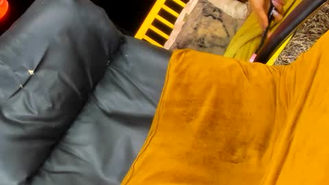 Sabrina online show from January 7, 2025, 1:46 pm