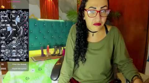 SABRINA online show from November 30, 2025, 12:53 pm