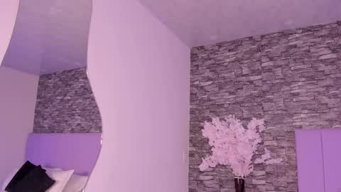 Snapshot of sabrina_f0xx chatting on March 13, 2026, 5:52 pm sabrina_f0xx online show from March 13, 2026, 5:52 pm