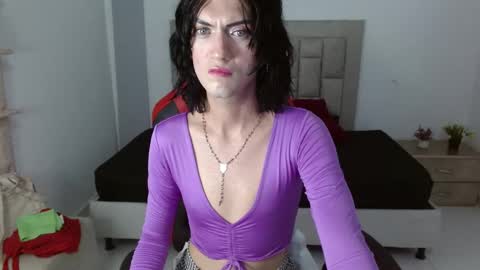 Snapshot of sabrina_fox666 chatting on September 30, 2025, 5:40 pm Sabrina online show from September 30, 2025, 5:40 pm