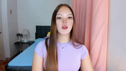 sabrina_hilson online show from December 15, 2025, 4:22 pm