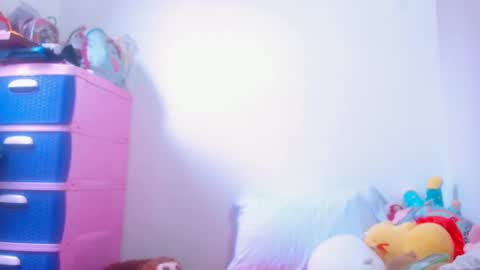 Sabrina online show from March 6, 2025, 3:24 pm