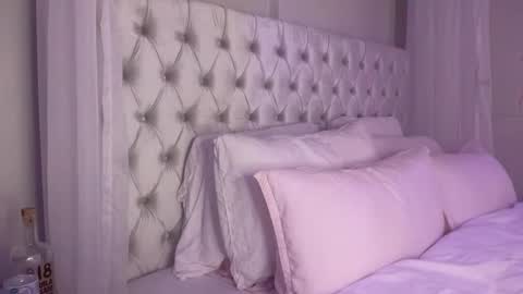 Sabrina online show from March 2, 2025, 2:51 am