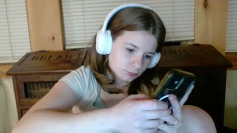 Snapshot of sabrinalexington chatting on October 25, 2025, 12:51 am Sabrina online show from October 25, 2025, 12:51 am