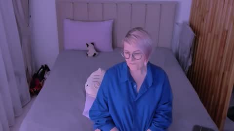Snapshot of sabrinamacmarren chatting on March 21, 2026, 8:45 pm Sabrina MacMarren online show from March 21, 2026, 8:45 pm