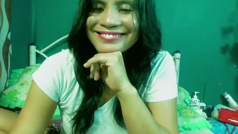 Snapshot of sabrinamae69 chatting on January 31, 2025, 1:45 pm naden online show from January 31, 2025, 1:45 pm