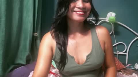 Snapshot of sabrinamae69 chatting on February 20, 2025, 4:39 am naden online show from February 20, 2025, 4:39 am