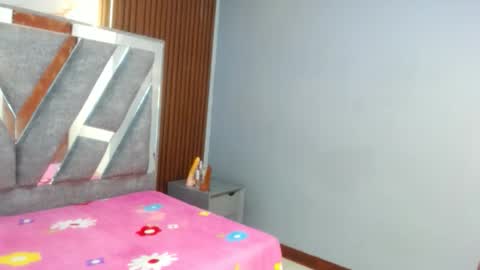 sabrinaroosa202cl online show from November 28, 2025, 1:58 pm