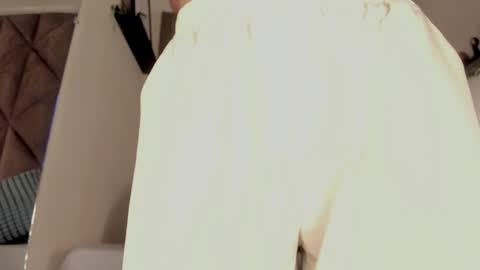 S A B R I N A  online show from January 17, 2026, 11:37 am