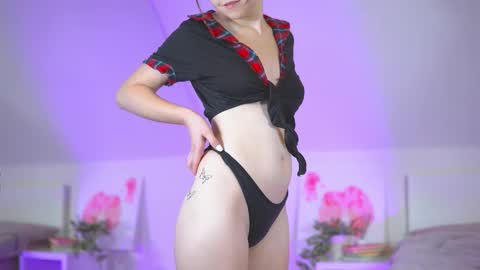 Sabrina online show from November 20, 2025, 4:23 am