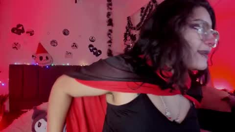 Sabrina  online show from November 28, 2025, 11:24 am