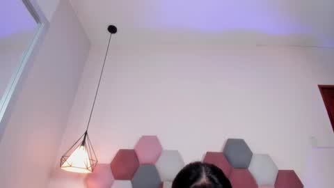Snapshot of sabrinawarren_ chatting on April 15, 2026, 7:58 pm Sabrina Warren online show from April 15, 2026, 7:58 pm