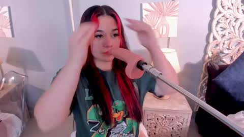 Snapshot of sabrinna_fox chatting on May 23, 2026, 7:40 pm sabrinna online show from May 23, 2026, 7:40 pm