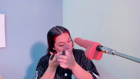 Snapshot of sabrinna_fox chatting on June 13, 2026, 7:56 pm sabrinna online show from June 13, 2026, 7:56 pm