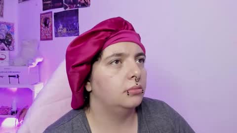 Ig  online show from November 6, 2025, 11:44 am