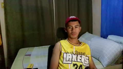 Sachu01 online show from May 20, 2026, 7:58 am