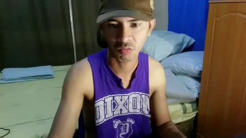 Sachu01 online show from May 22, 2026, 9:04 am