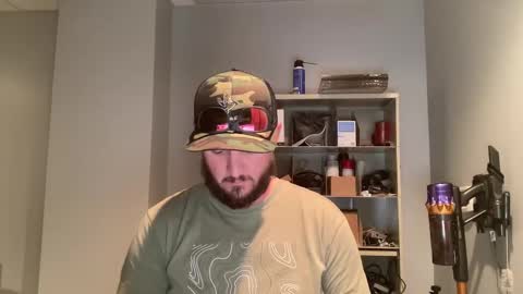 Snapshot of sacredroses chatting on November 11, 2025, 7:58 pm sacredroses online show from November 11, 2025, 7:58 pm