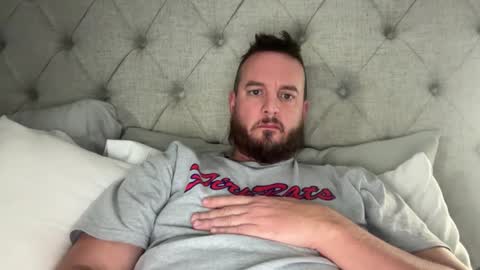 Snapshot of sacredroses chatting on December 19, 2025, 3:30 pm sacredroses online show from December 19, 2025, 3:30 pm