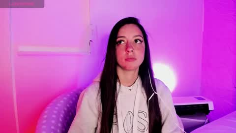 Snapshot of sadashi_moon chatting on November 27, 2025, 2:02 am online show from November 27, 2025, 2:02 am