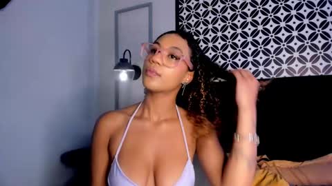 Sophie online show from October 11, 2025, 5:28 am
