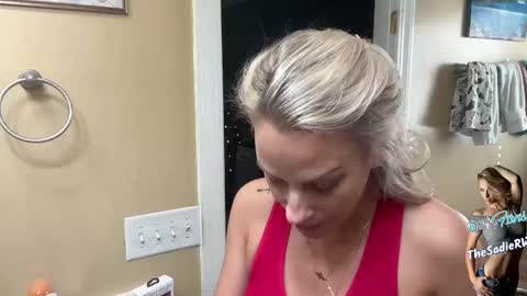 SadieRW online show from January 20, 2025, 8:29 pm