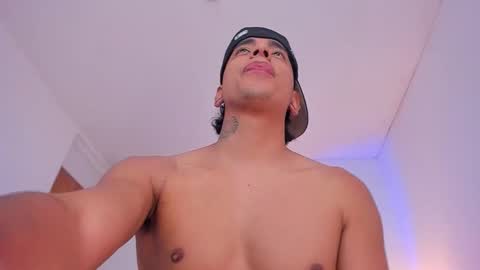 saenz_hotx online show from October 17, 2025, 10:34 pm