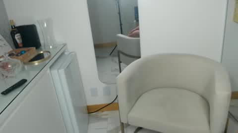 Safira online show from June 8, 2026, 11:49 pm