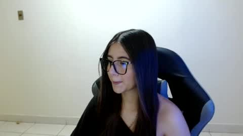 Snapshot of sahaliefox_ chatting on June 25, 2026, 9:41 pm Sahaliefox online show from June 25, 2026, 9:41 pm