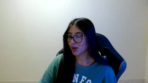 Snapshot of sahaliefox_ chatting on July 8, 2026, 8:57 pm Sahaliefox online show from July 8, 2026, 8:57 pm