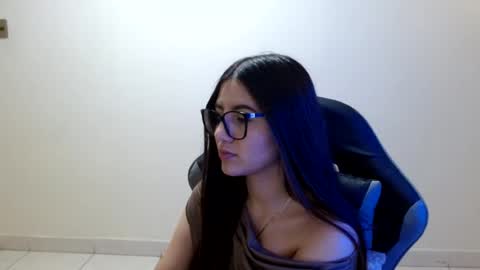 Snapshot of sahaliefox_ chatting on July 14, 2026, 1:39 pm Sahaliefox online show from July 14, 2026, 1:39 pm