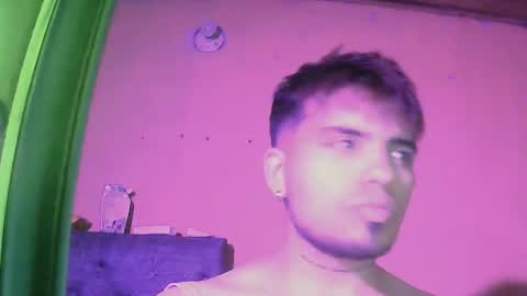 jhon online show from October 22, 2025, 3:18 am