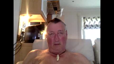 sail_naked online show from March 29, 2026, 5:35 pm