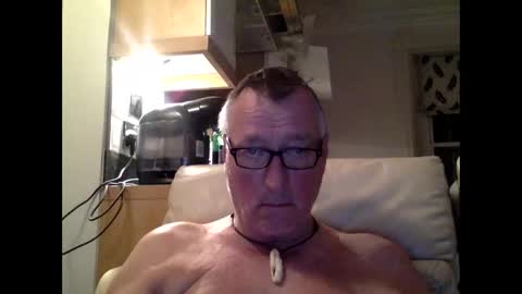 sail_naked online show from April 5, 2026, 8:50 pm
