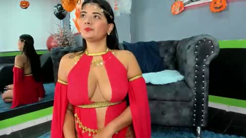 Snapshot of sailontyns chatting on October 31, 2025, 2:40 pm Sailon online show from October 31, 2025, 2:40 pm