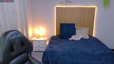 sailor online show from April 21, 2026, 4:30 am