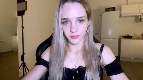 Sofia online show from March 5, 2025, 9:37 pm