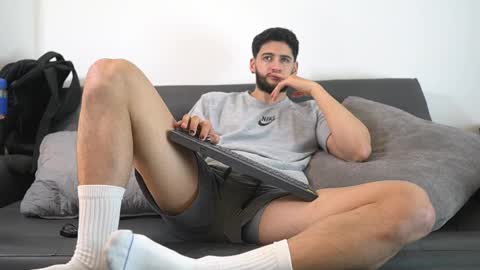 saimon  online show from February 5, 2026, 2:00 pm