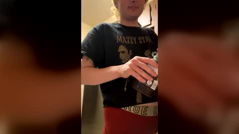 saint_amour online show from August 6, 2026, 9:55 am