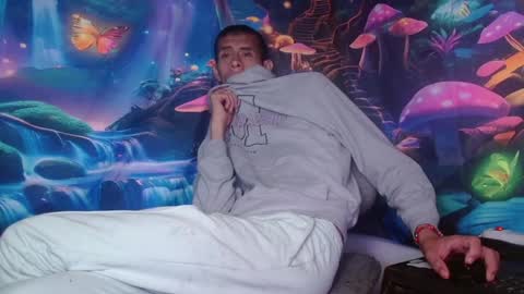 saint boy online show from January 31, 2025, 9:59 am