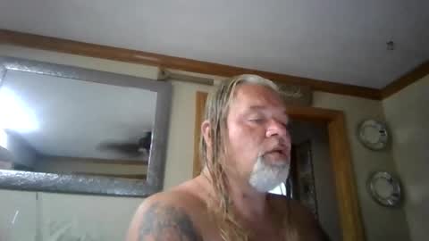 saintbeenadick online show from July 4, 2026, 9:32 pm