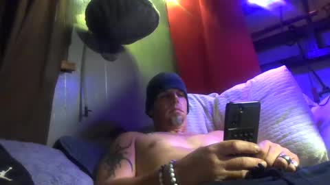 saintchriss online show from October 22, 2025, 6:13 am