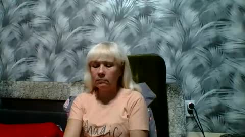 Snapshot of sakura_blonde chatting on November 5, 2025, 3:23 pm sakura_blonde online show from November 5, 2025, 3:23 pm