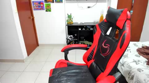 Sakura online show from January 27, 2025, 10:27 pm