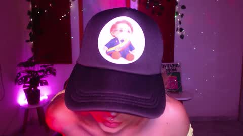 Sakura online show from February 20, 2026, 6:19 am