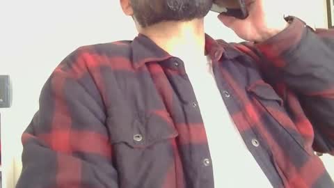 sal cumplaciente online show from January 9, 2025, 7:40 pm