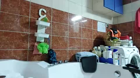 salaso138 online show from March 4, 2025, 6:18 pm